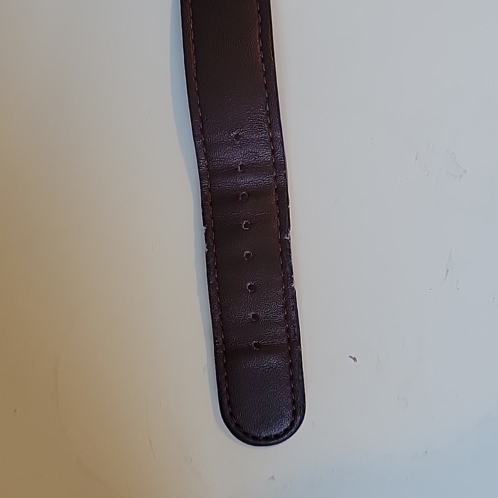Leather Watch - Picture 6 of 7